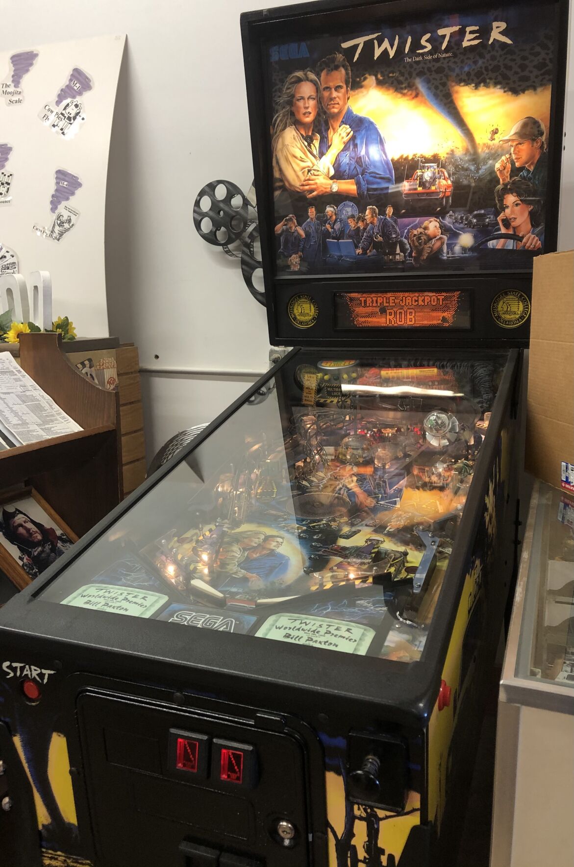 Twister pinball